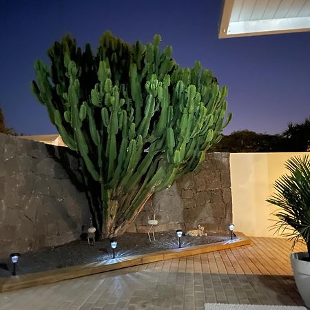 Villa Grey By Vulcano Homes Tahiche Exterior photo
