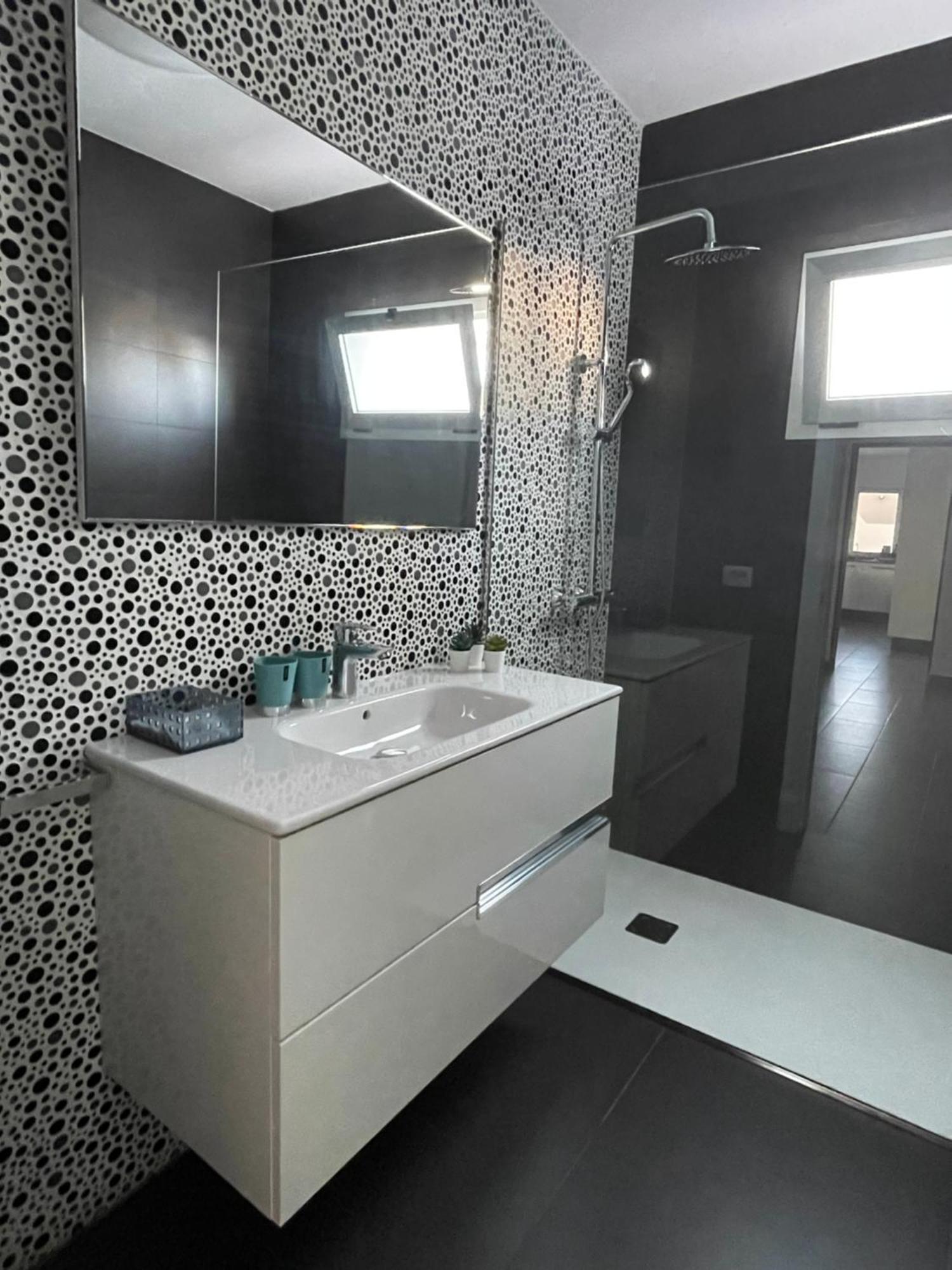Villa Grey By Vulcano Homes Tahiche Exterior photo